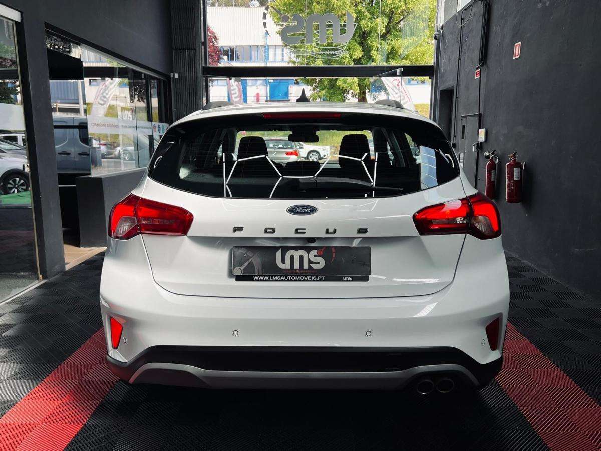 ford-focus-2020-gasolina-998cc