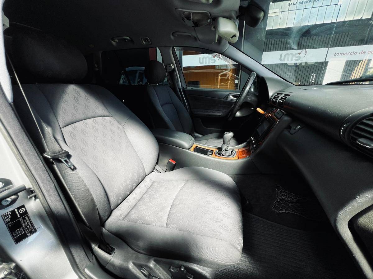 mercedes-benz-classe-c-2001-diesel-2148cc