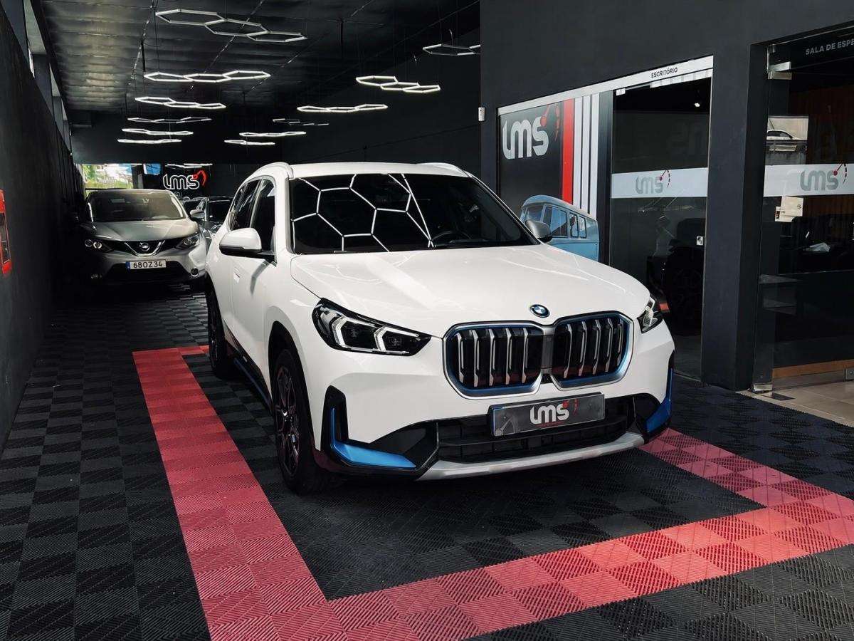 bmw-ix-2023-eletrico-500cc