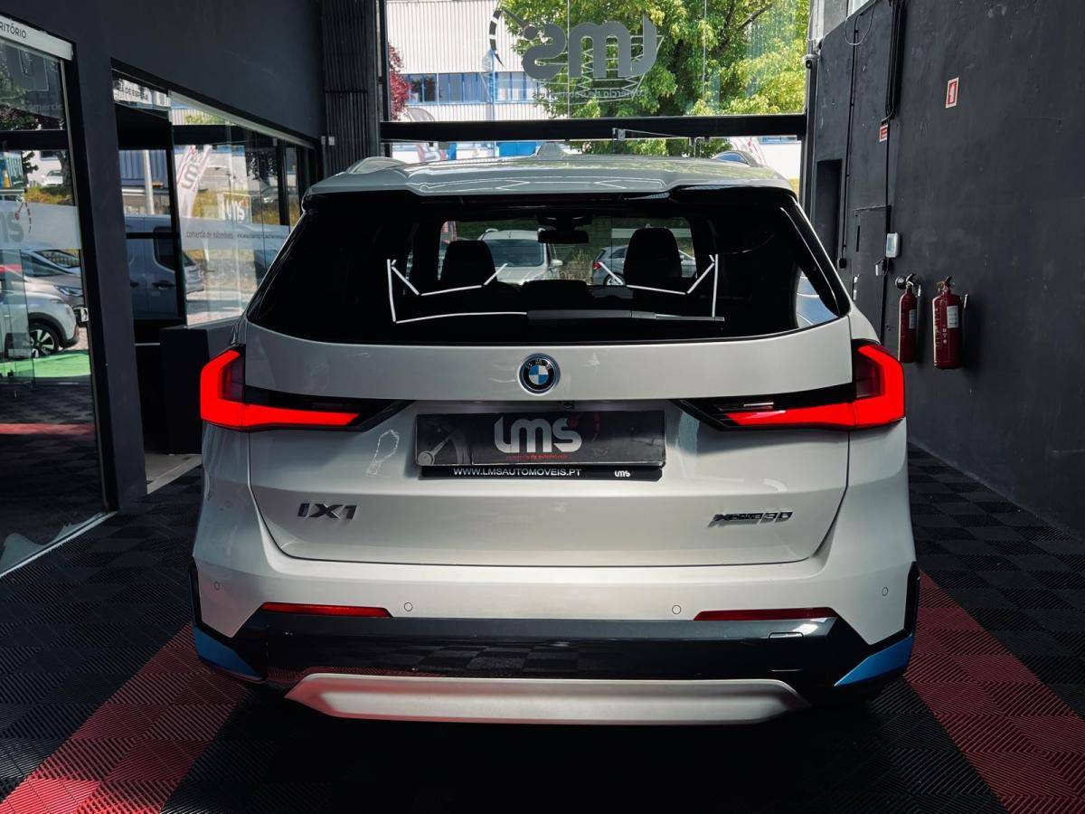 bmw-ix-2023-eletrico-500cc