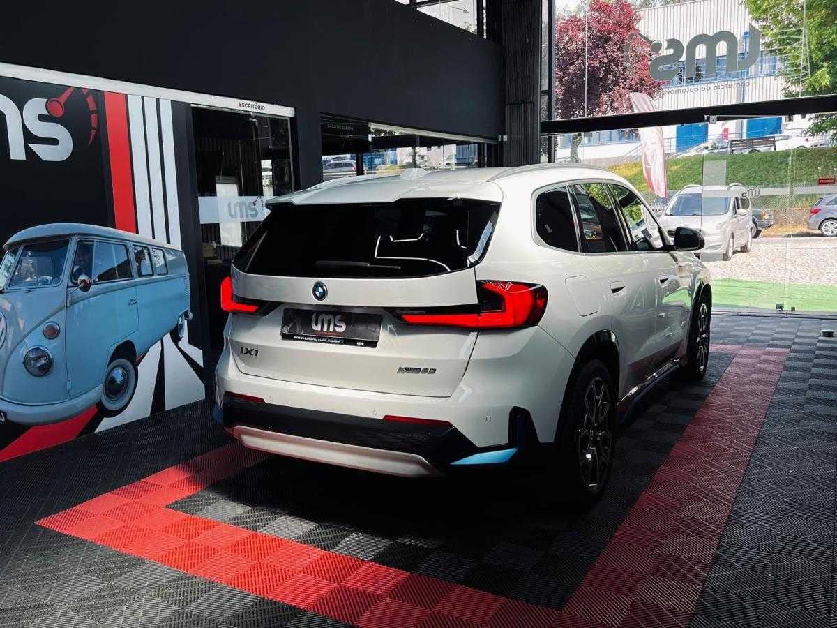 bmw-ix-2023-eletrico-500cc