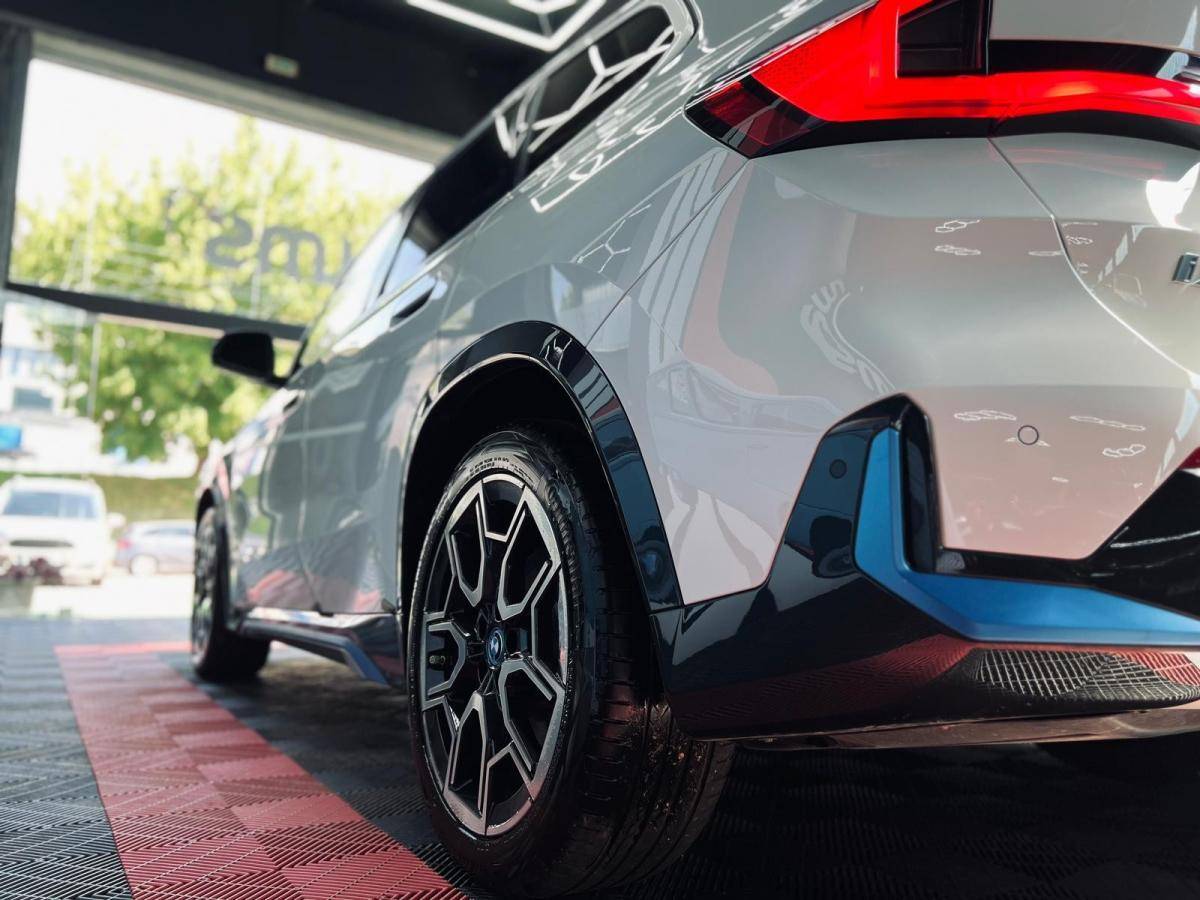 bmw-ix-2023-eletrico-500cc