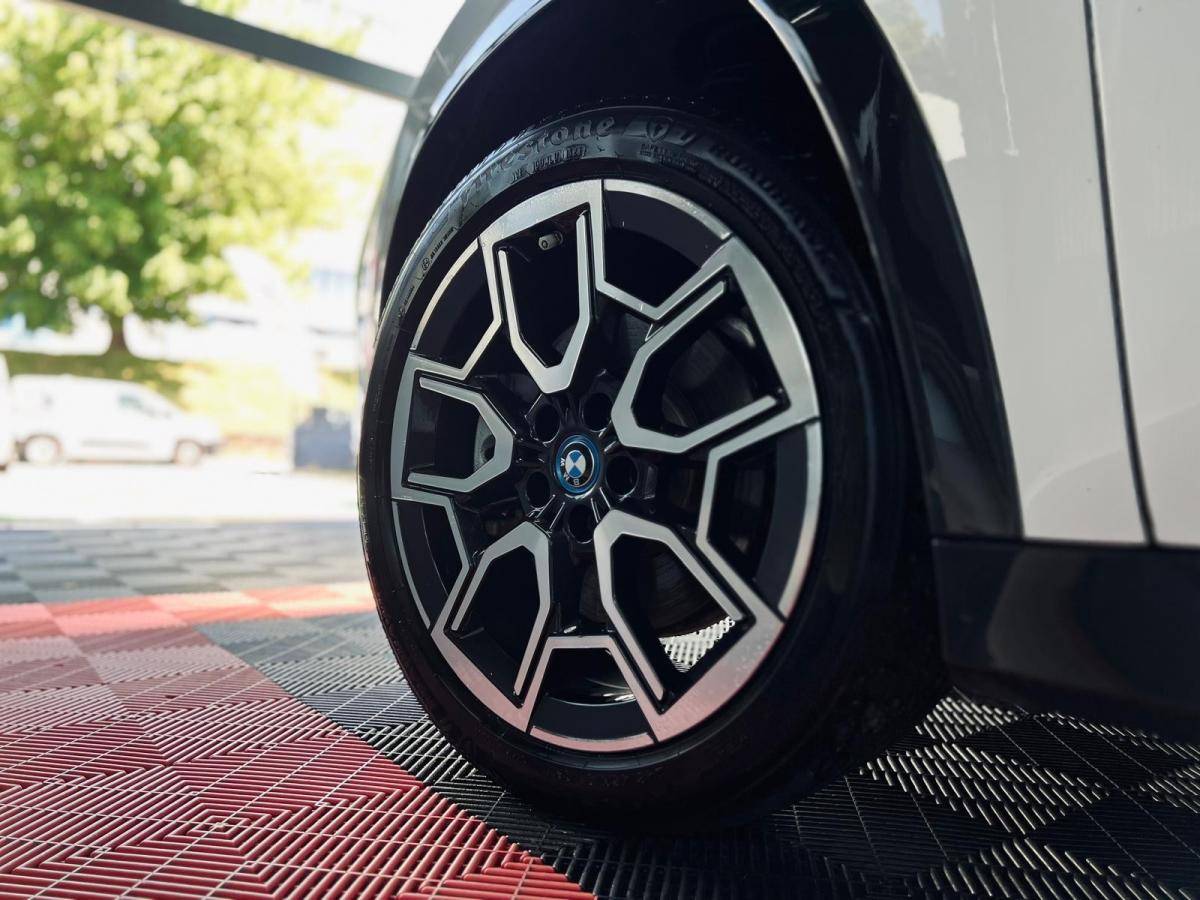 bmw-ix-2023-eletrico-500cc