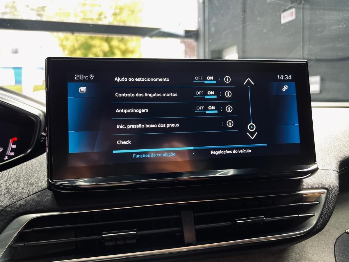 peugeot-3008-2021-diesel-1499cc
