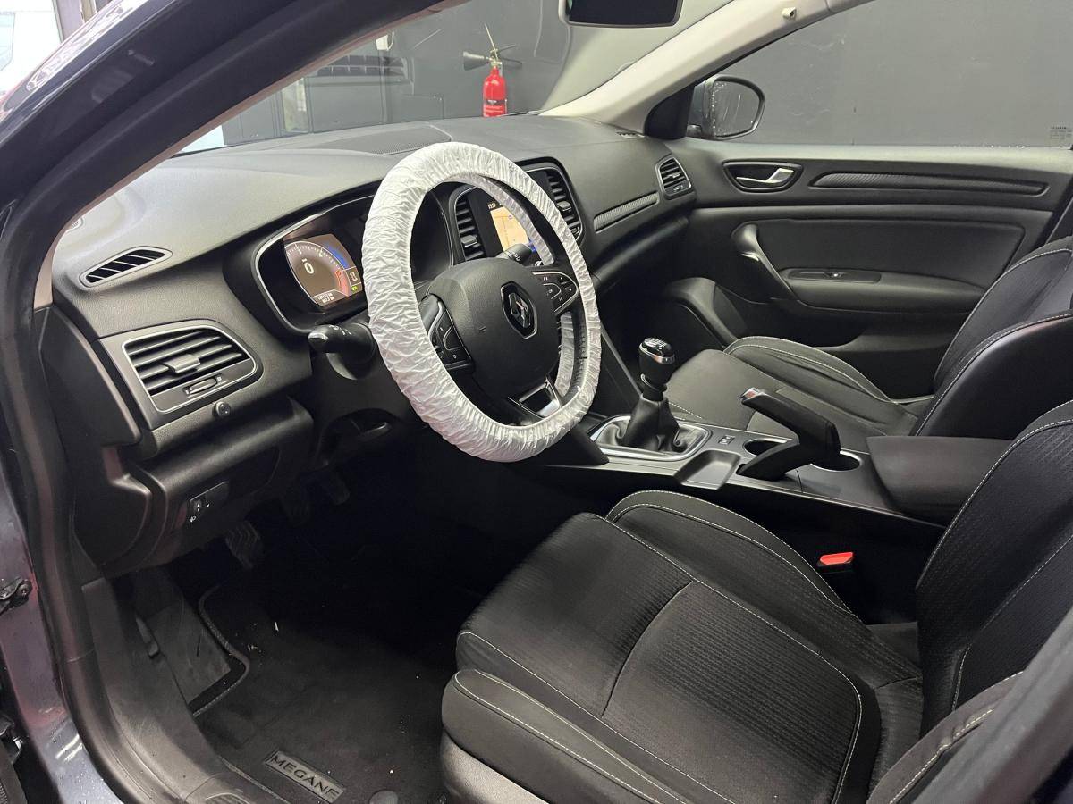 renault-megane-sport-tourer-2017-diesel-1461cc