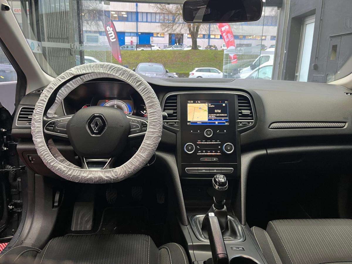 renault-megane-sport-tourer-2017-diesel-1461cc