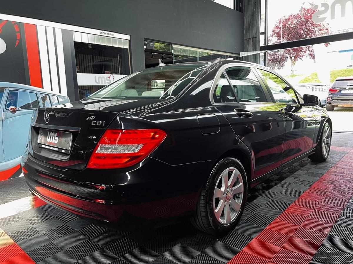 mercedes-benz-classe-c-2011-diesel-2143cc
