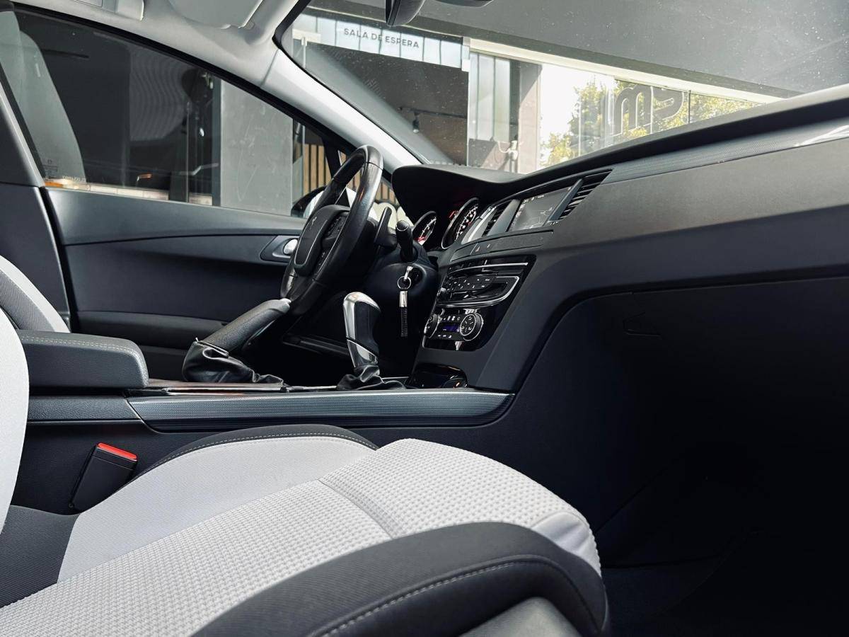 peugeot-508-2014-diesel-1560cc