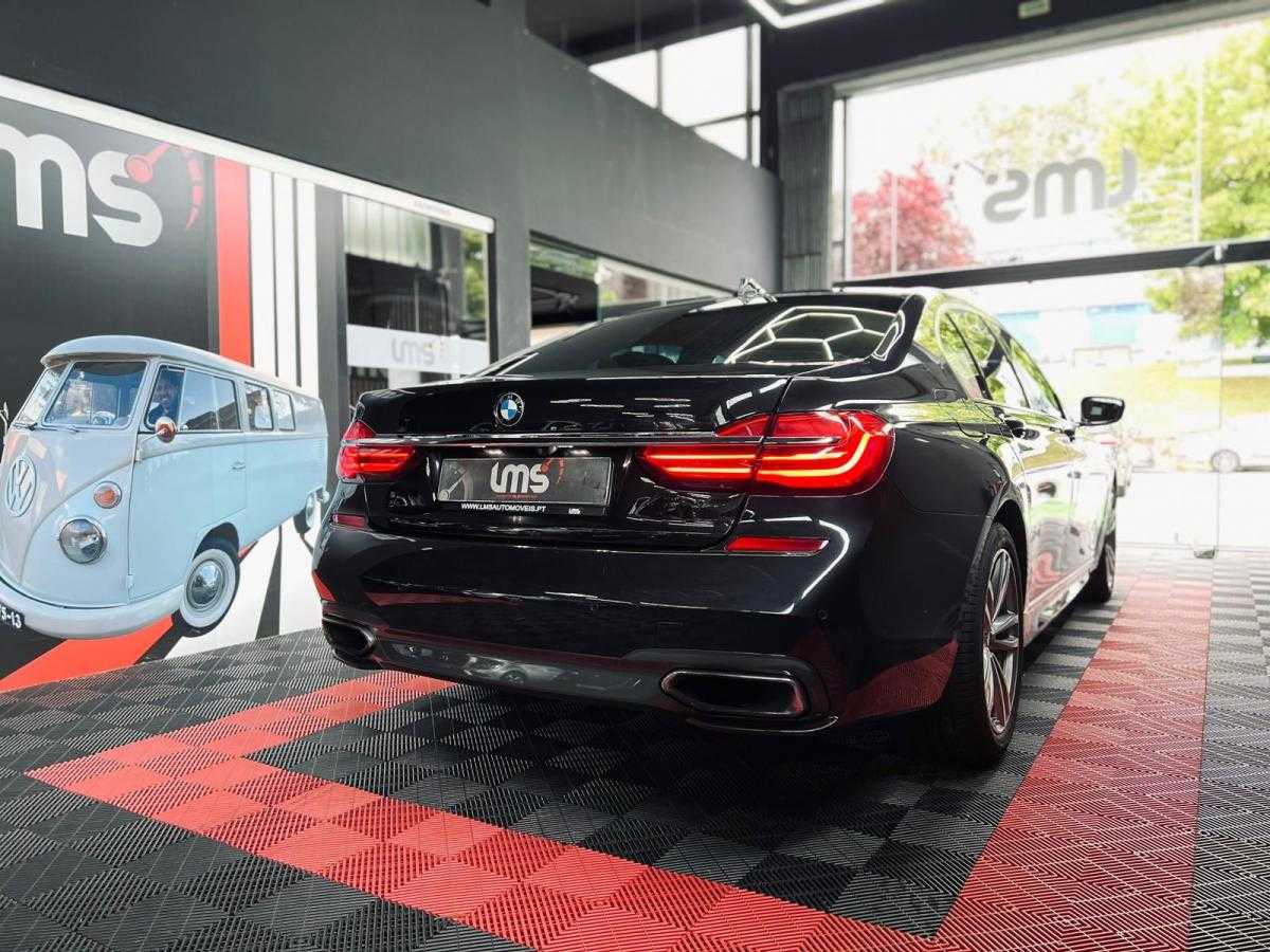 bmw-serie-7-2018-diesel-2993cc