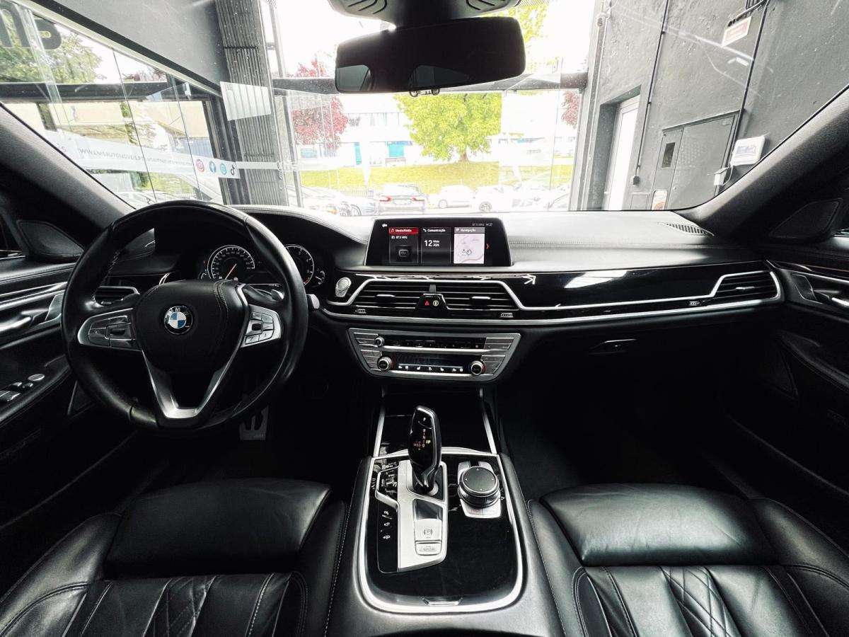 bmw-serie-7-2018-diesel-2993cc