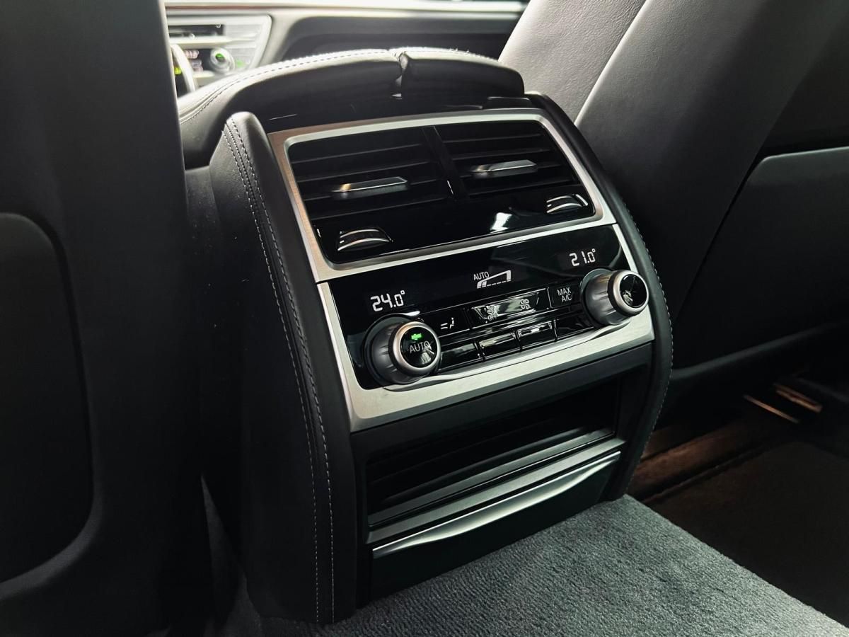 bmw-serie-7-2018-diesel-2993cc