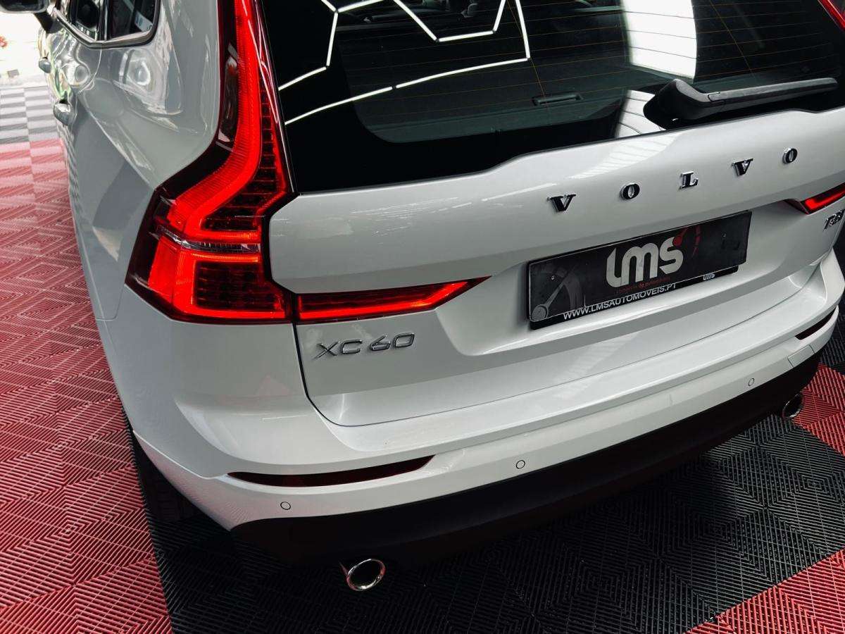 volvo-xc60-2018-hibrido-a-gasolina-1969cc