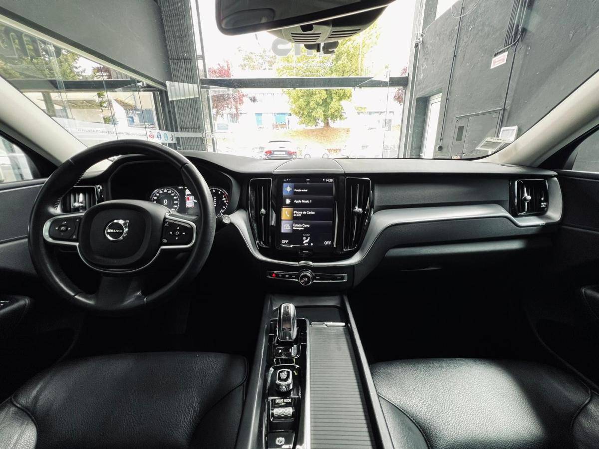 volvo-xc60-2018-hibrido-a-gasolina-1969cc