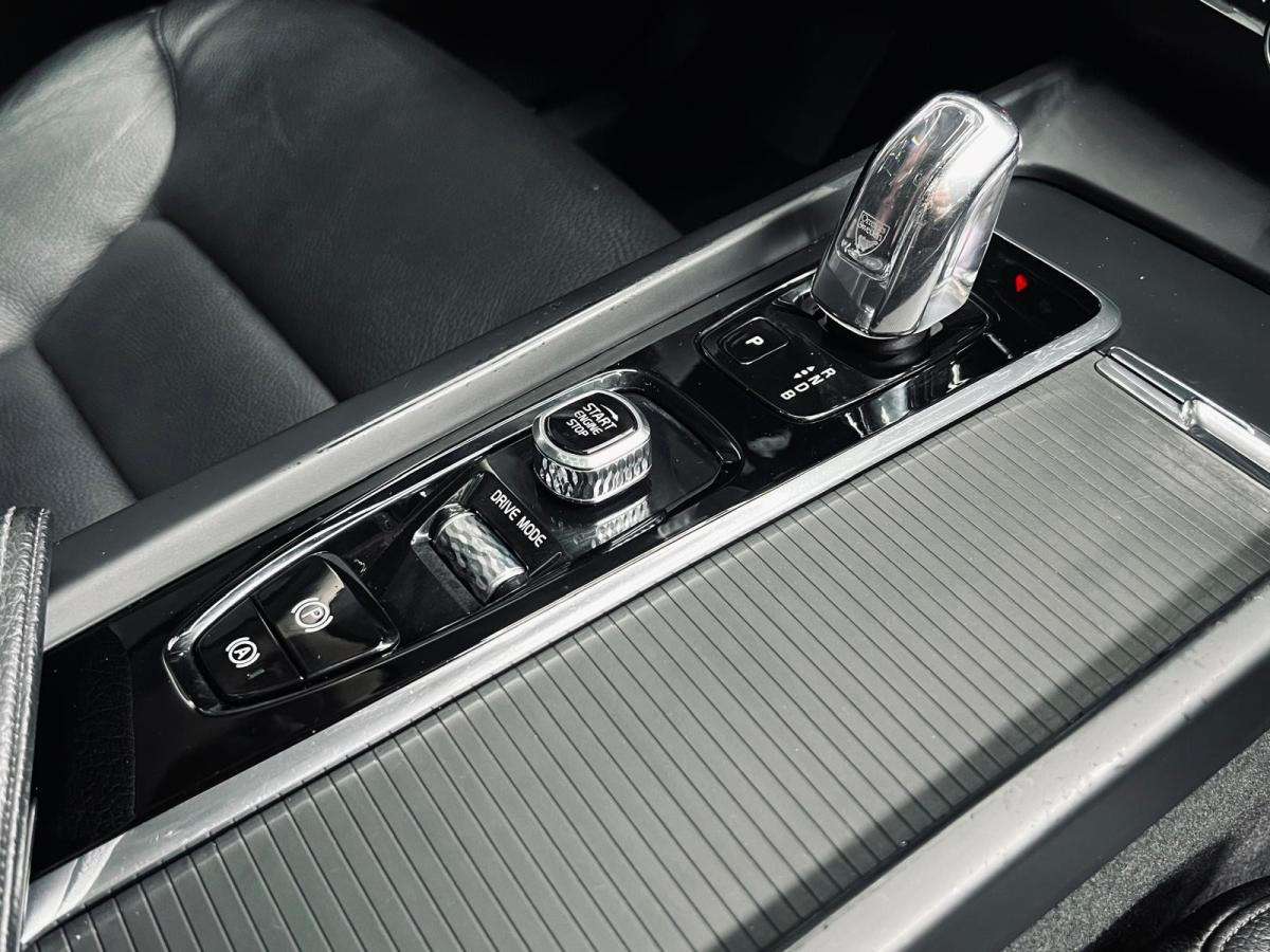 volvo-xc60-2018-hibrido-a-gasolina-1969cc