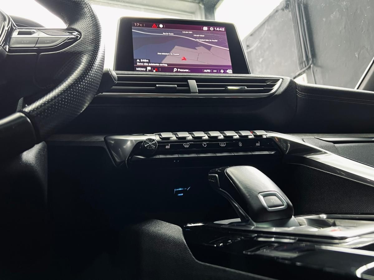 peugeot-3008-2018-diesel-1997cc