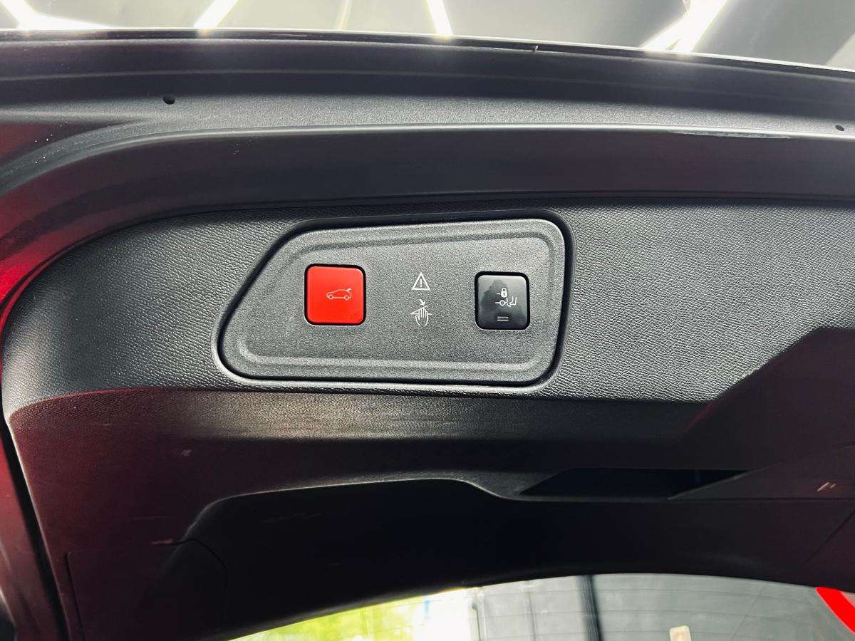 peugeot-3008-2018-diesel-1997cc