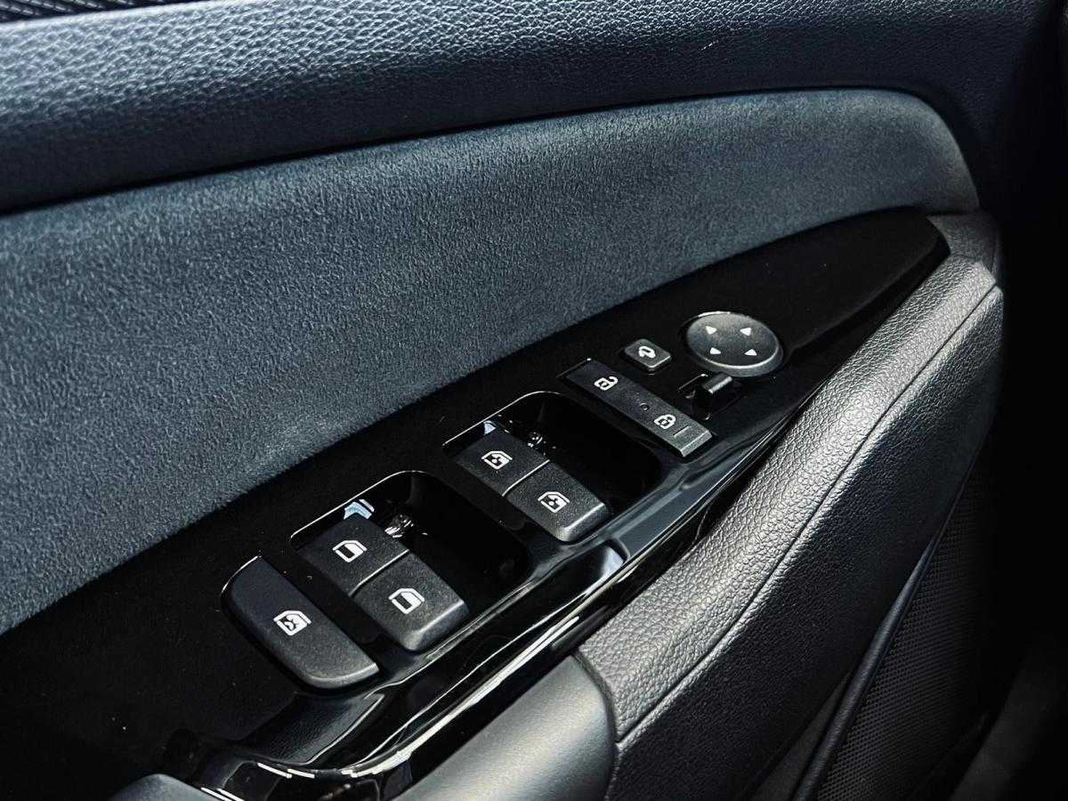 kia-sportage-2022-hibrido-a-gasolina-1598cc