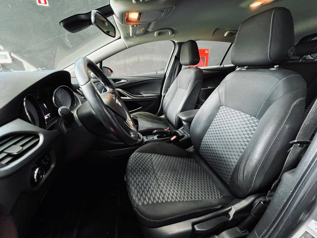 opel-astra-2017-diesel-1598cc