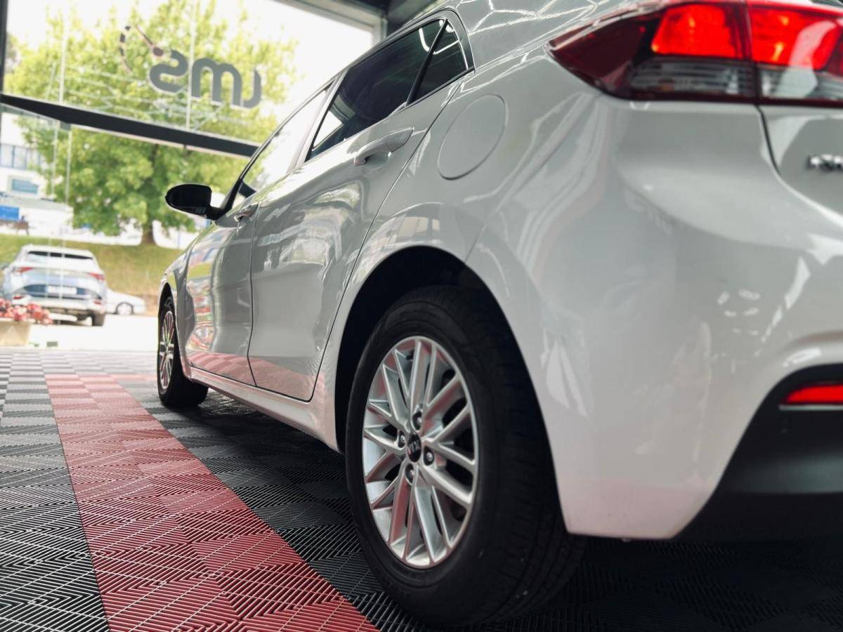 kia-rio-2018-gasolina-1248cc