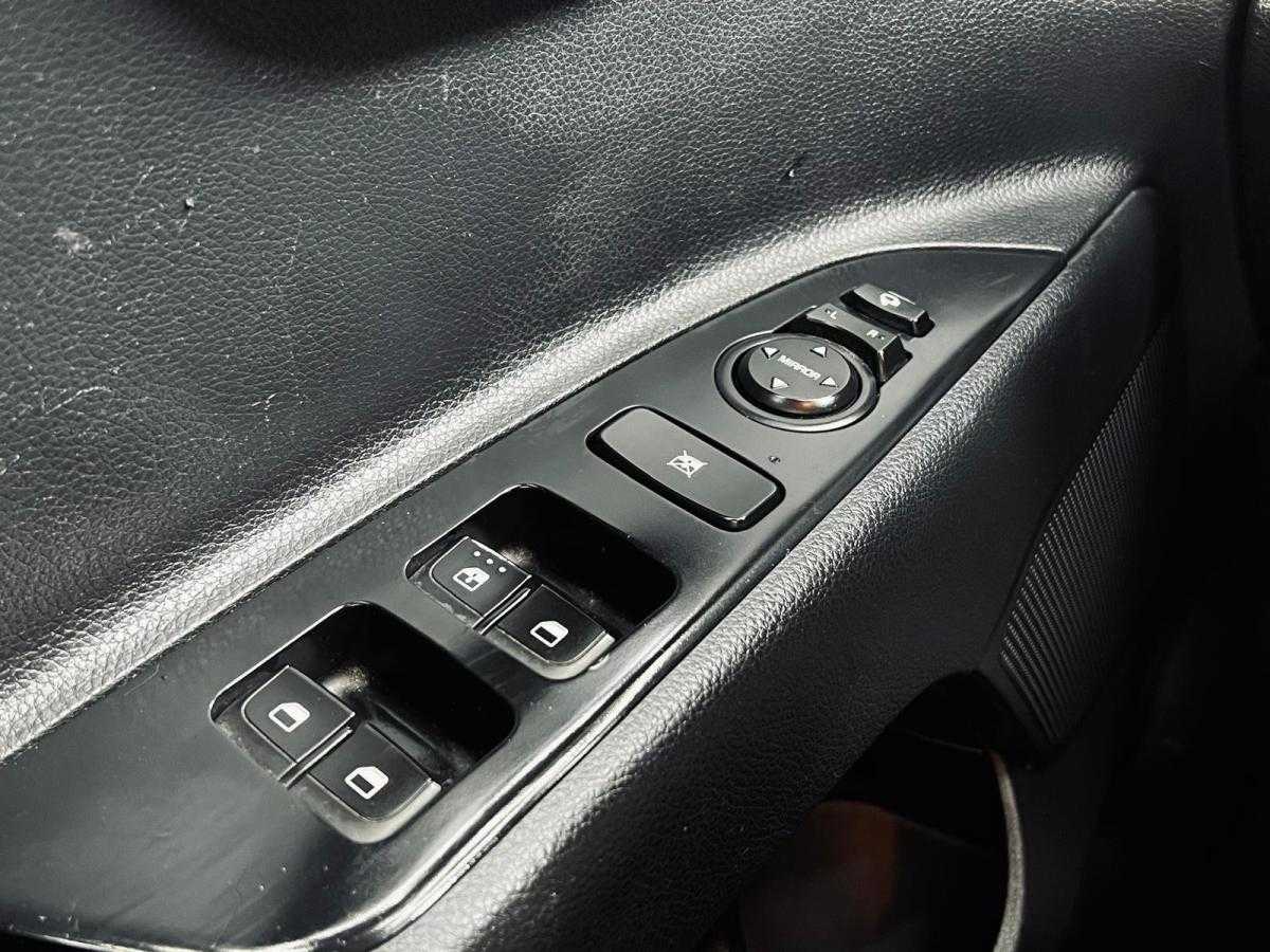 kia-rio-2018-gasolina-1248cc