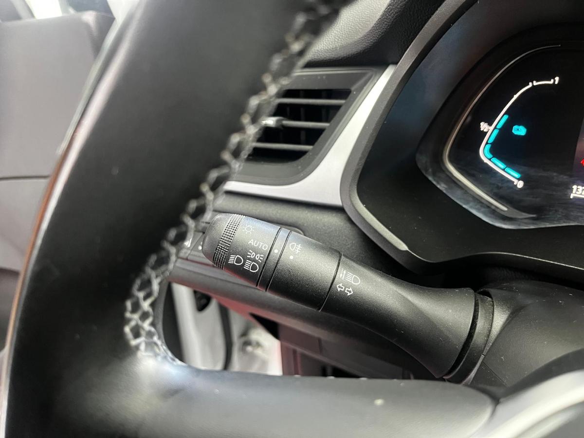 renault-captur-2022-hibrido-a-gasolina-1598cc