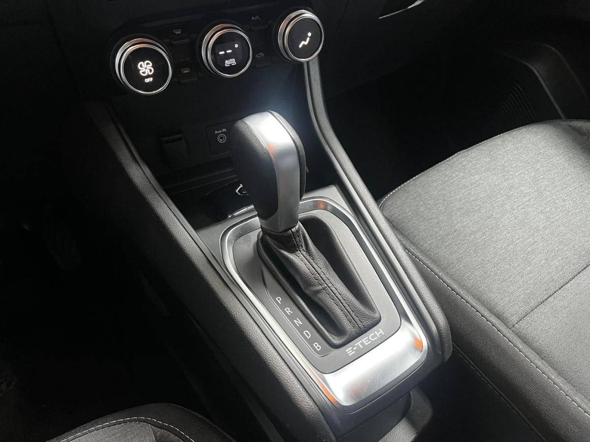 renault-captur-2022-hibrido-a-gasolina-1598cc