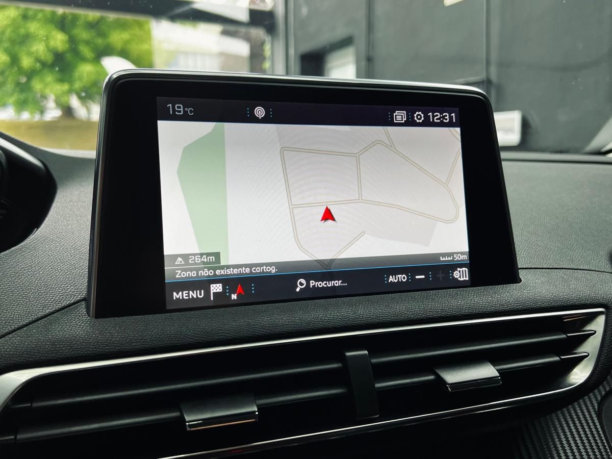 peugeot-3008-2019-diesel-1499cc