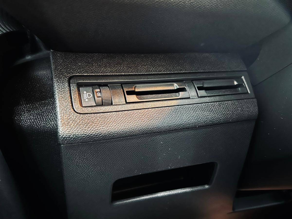 peugeot-3008-2019-diesel-1499cc
