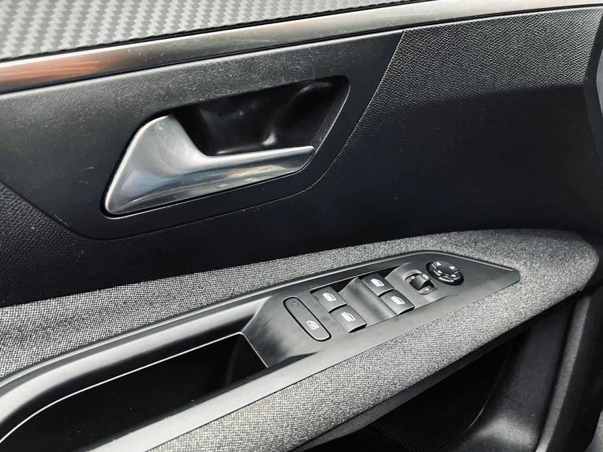 peugeot-3008-2019-diesel-1499cc