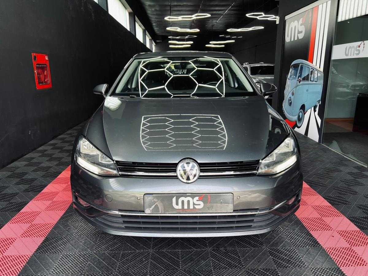 volkswagen-golf-2018-diesel-1598cc