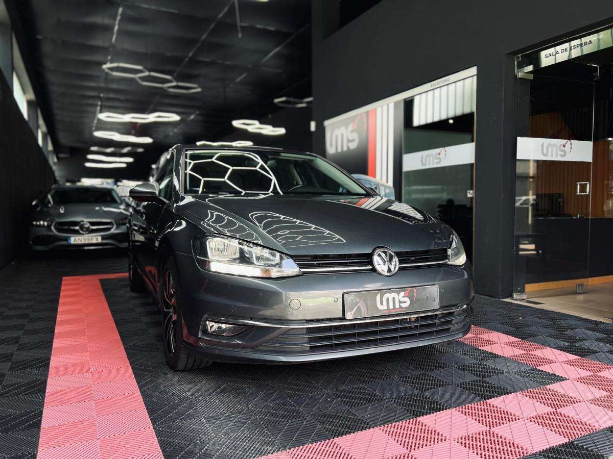 volkswagen-golf-2018-diesel-1598cc