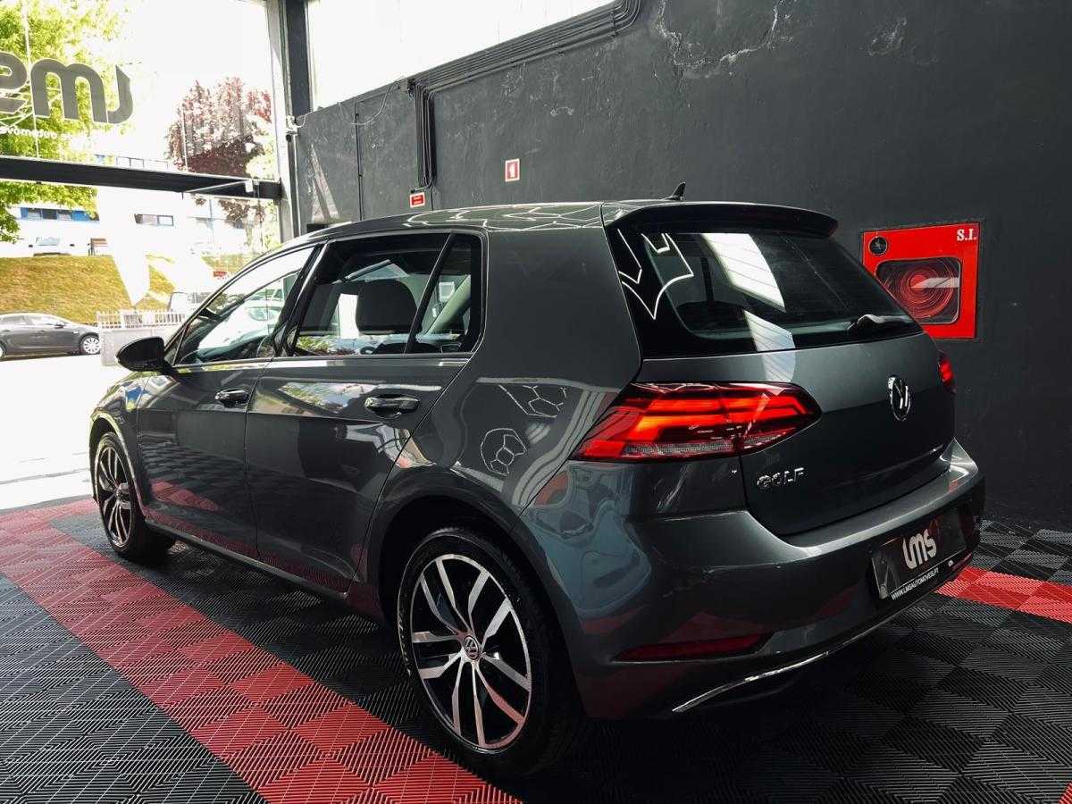 volkswagen-golf-2018-diesel-1598cc