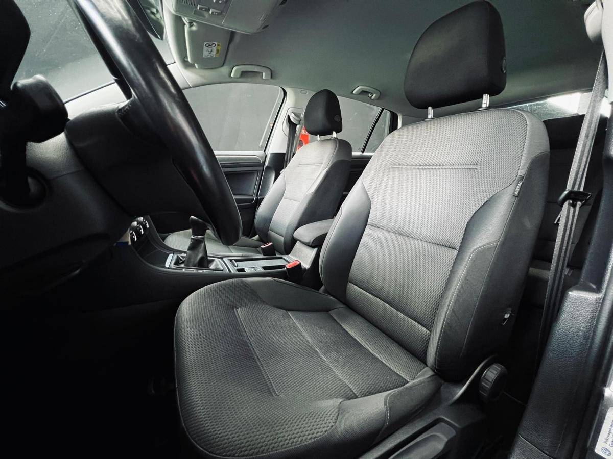 volkswagen-golf-2018-diesel-1598cc