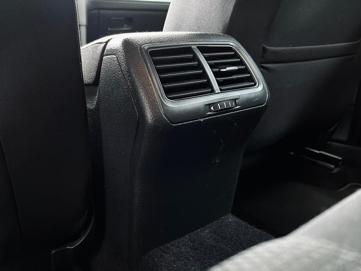 volkswagen-golf-2018-diesel-1598cc