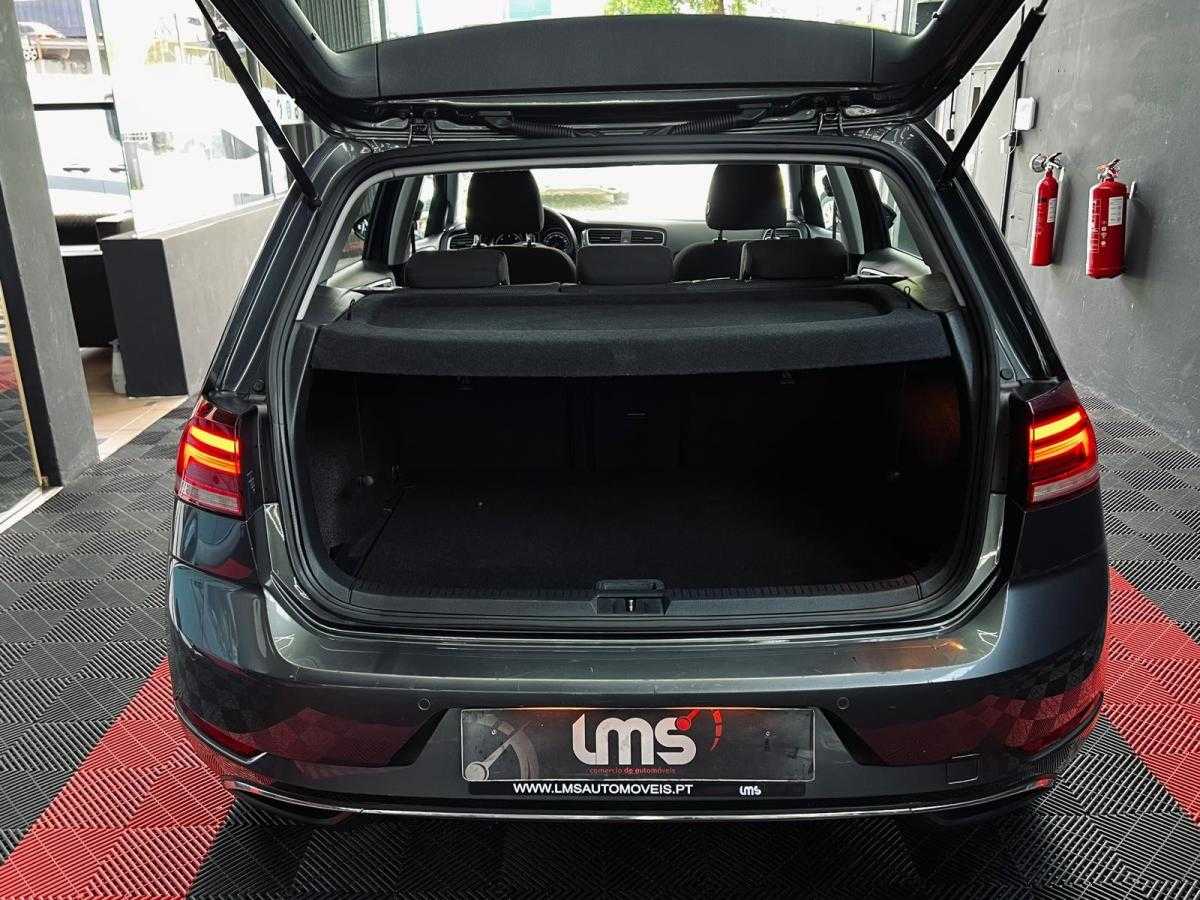 volkswagen-golf-2018-diesel-1598cc
