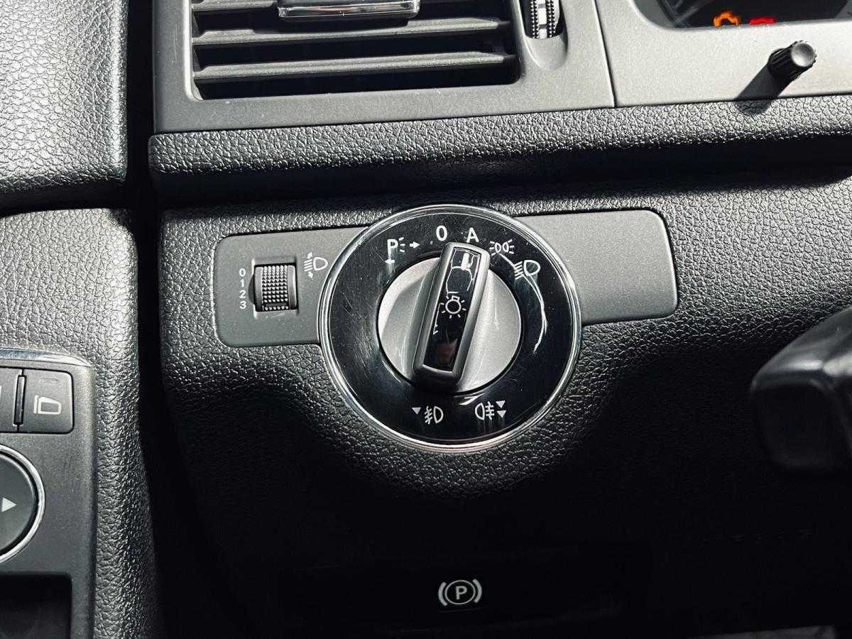 mercedes-benz-classe-c-2009-diesel-2987cc