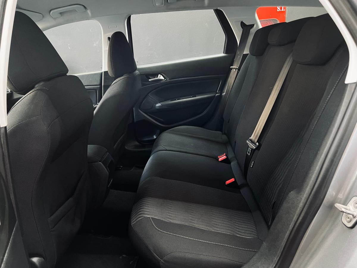 peugeot-308-2015-diesel-1560cc