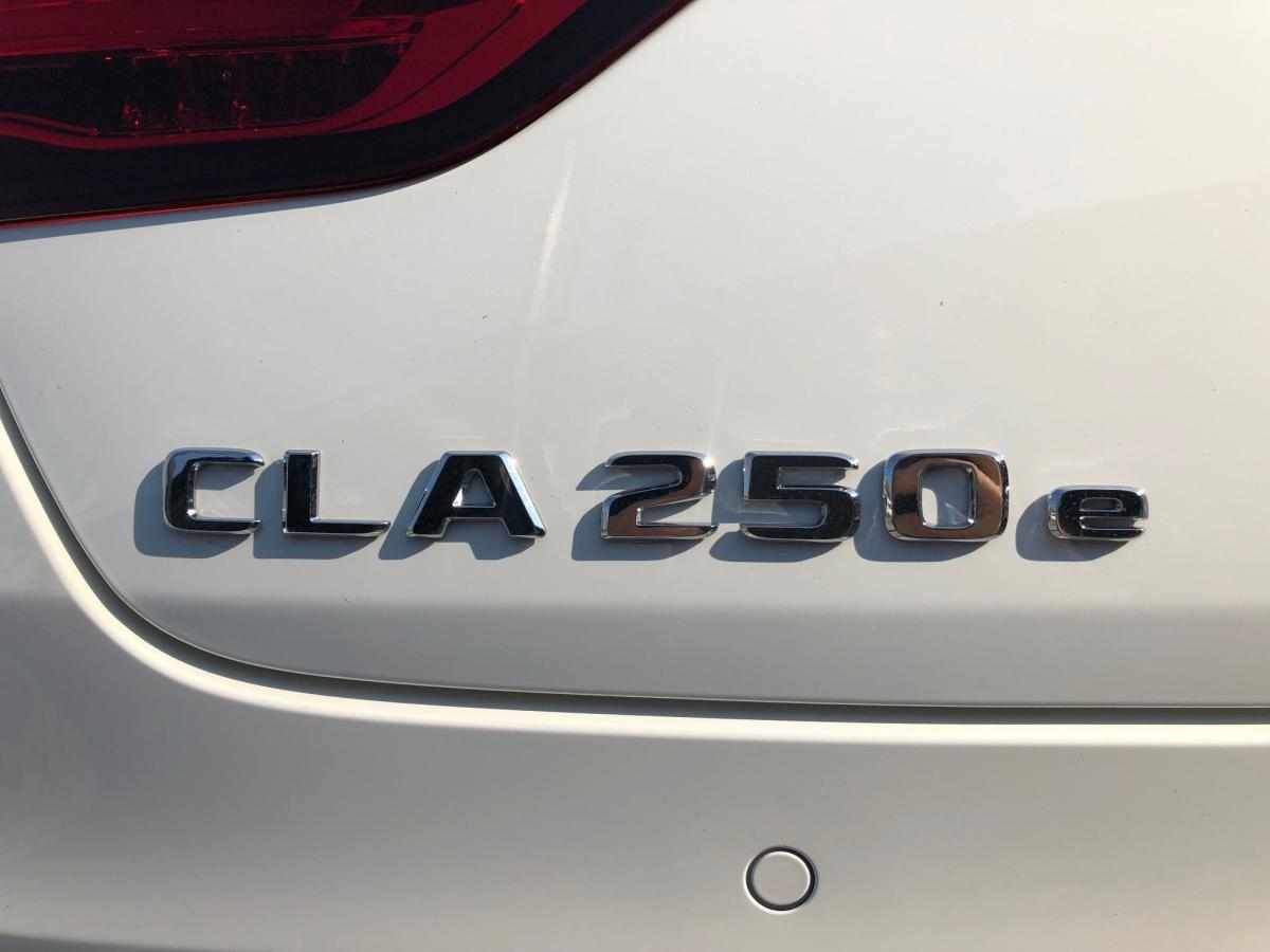 mercedes-benz-cla-2022-hibrido-a-gasolina-1332cc