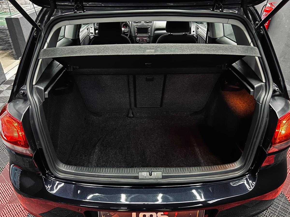 volkswagen-golf-2009-diesel-1968cc