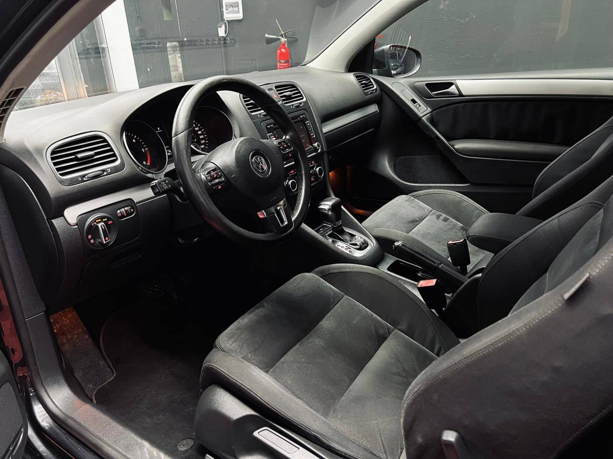 volkswagen-golf-2009-diesel-1968cc