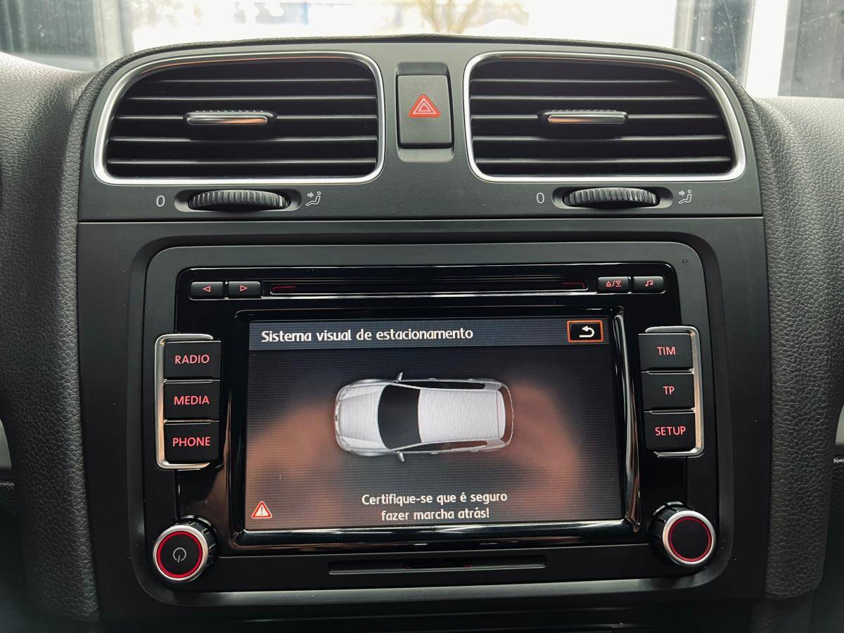 volkswagen-golf-2009-diesel-1968cc