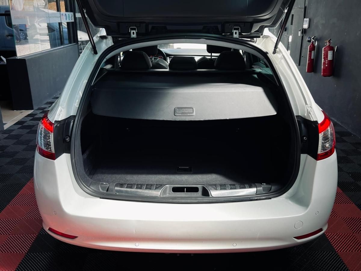 peugeot-508-2012-diesel-1560cc