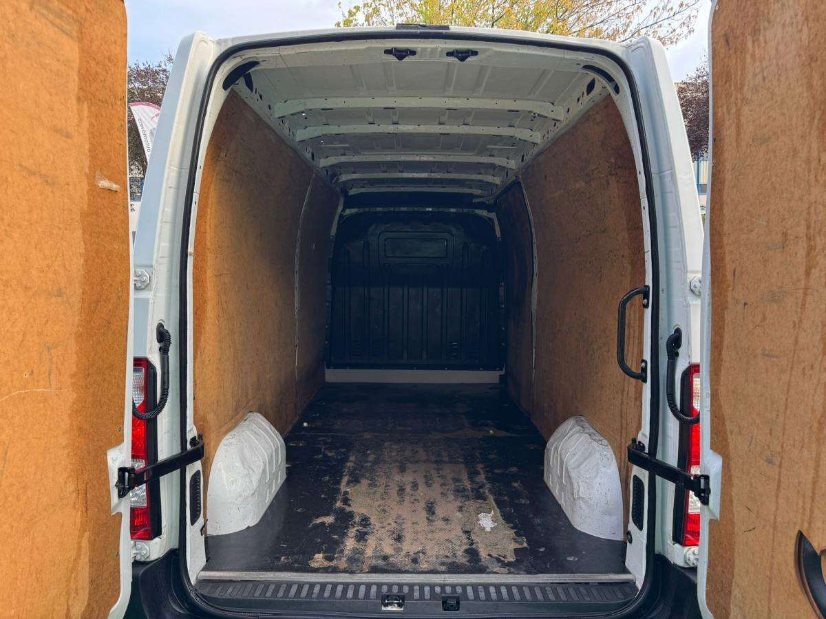 renault-master-2021-diesel-2299cc