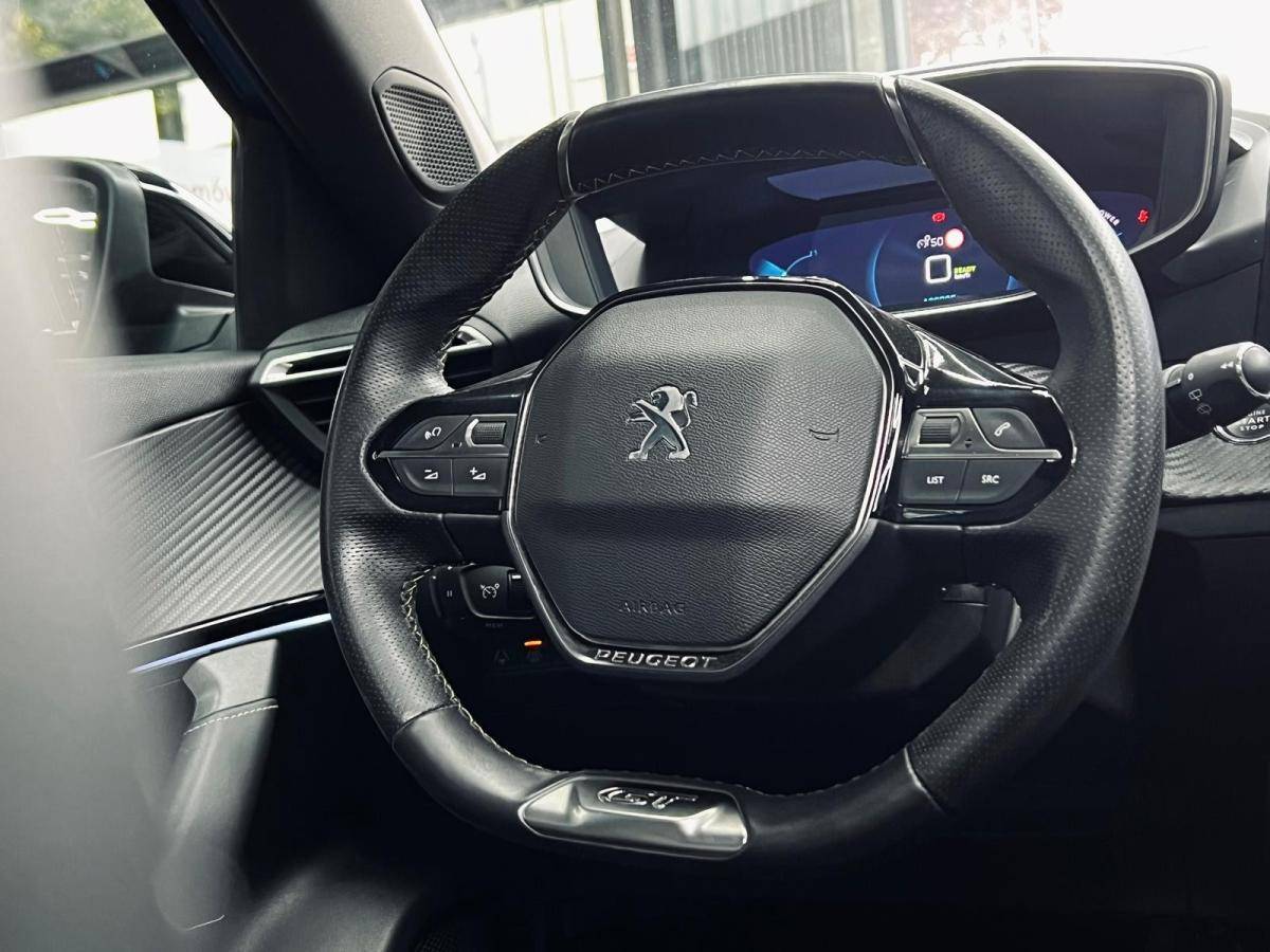 peugeot-2008-2020-eletrico-500cc