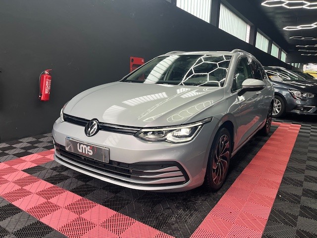 volkswagen-golf-variant-2023-diesel-1968cc
