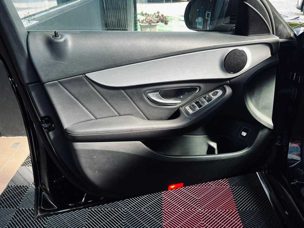 mercedes-benz-classe-c-2018-diesel-2143cc
