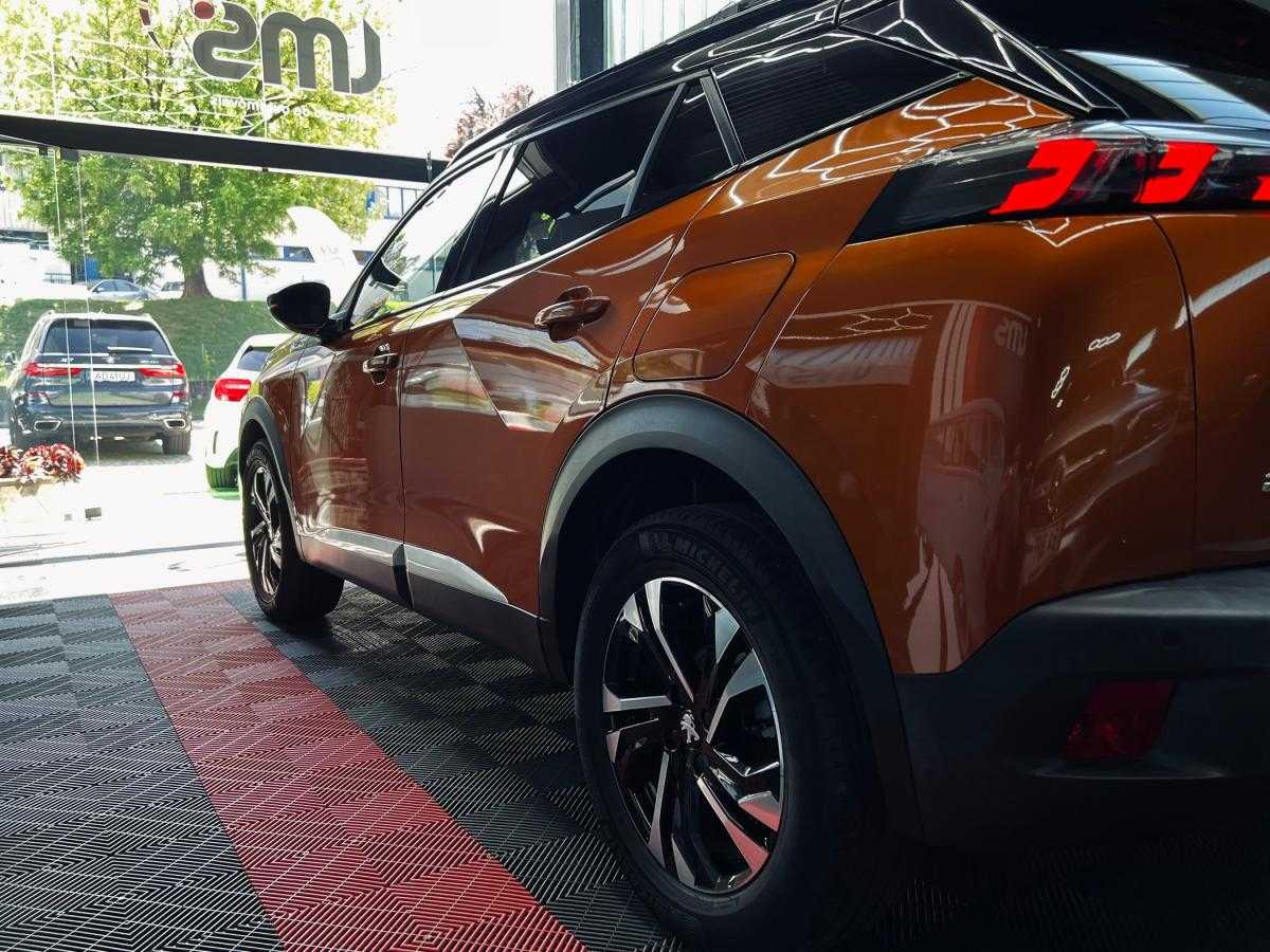 peugeot-2008-2020-gasolina-1199cc