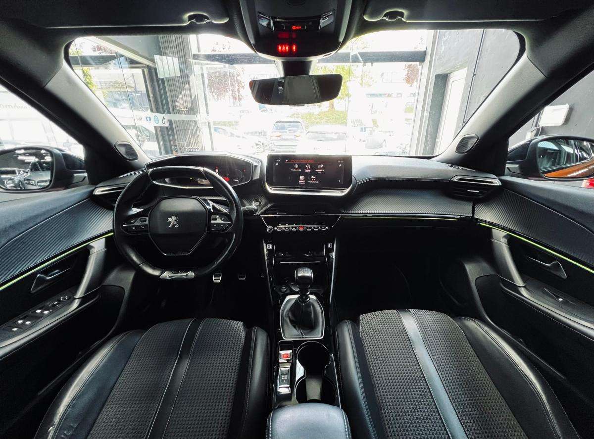 peugeot-2008-2020-gasolina-1199cc