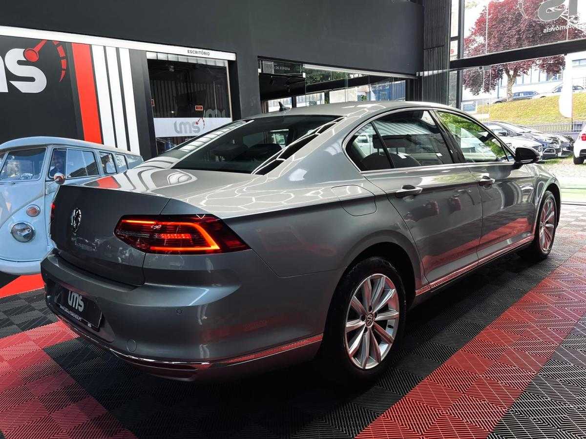 volkswagen-passat-2018-diesel-1968cc