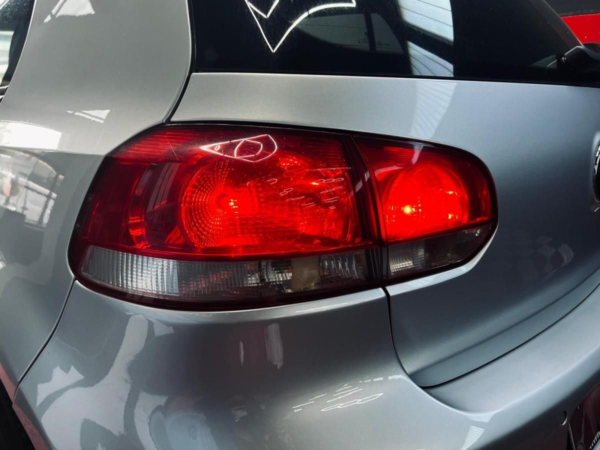 volkswagen-golf-2010-diesel-1598cc